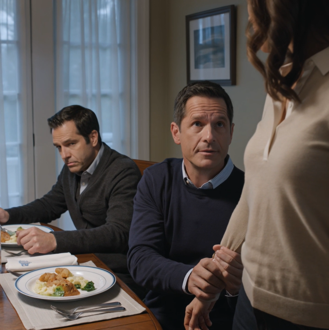 My Fiancé Brought Me Home… What His Father Did at Dinner Made Me Say 6 Words That Ended Everything