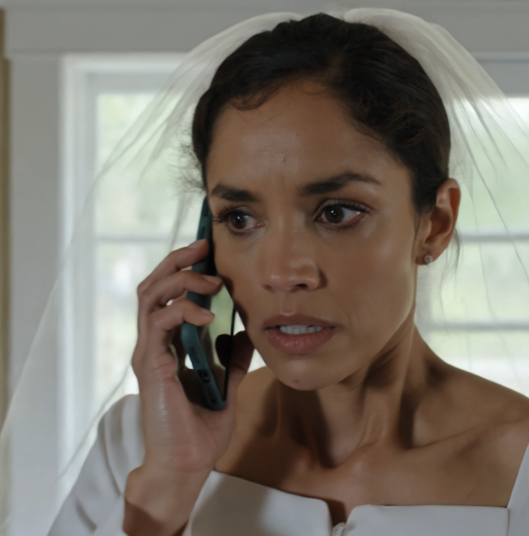 My Parents Received $2,000 A Month From Me So They Could “Live Comfortably.” But On My Wedding Day, They Didn’t Show Up At All. When I Called, Mom Snapped, “Don’t Bother Us.” I Hung Up, Shaking, And Immediately Closed Every Account In My Name. 30 Minutes Later, Dad Went Crazy.